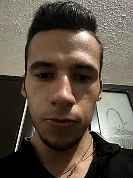 wiland hot23 online show from November 8, 2025, 3:39 am