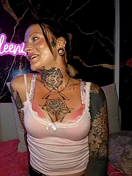 Peach420live online show from July 14, 2026, 8:36 pm