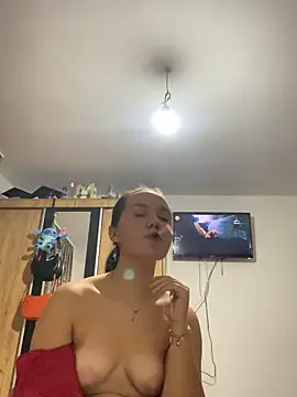 Snapshot of CamillaHessel chatting on October 11, 2025, 11:58 pm CamillaHessel online show from October 11, 2025, 11:58 pm