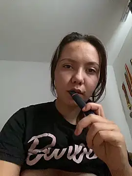 Snapshot of CamillaHessel chatting on October 26, 2025, 8:53 am CamillaHessel online show from October 26, 2025, 8:53 am