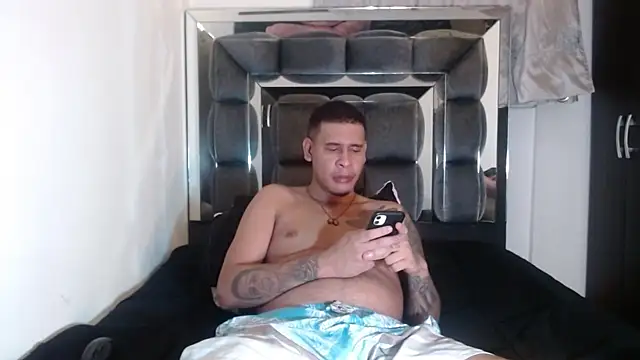 Adrew fox online show from October 1, 2025, 1:44 am