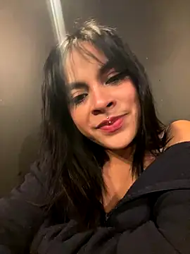 Veeronica  online show from September 30, 2025, 12:48 am