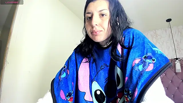 Iris  77 online show from December 18, 2025, 12:00 pm