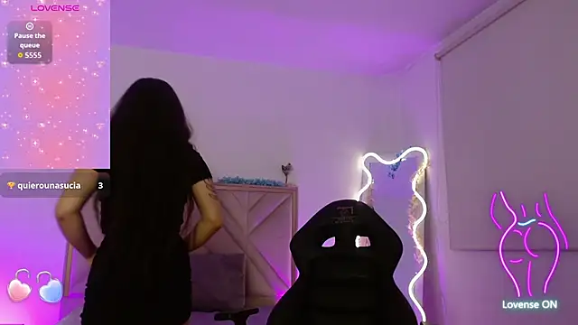 Snapshot of Ixchel_tay chatting on October 17, 2025, 3:10 am Ixchel tay online show from October 17, 2025, 3:10 am