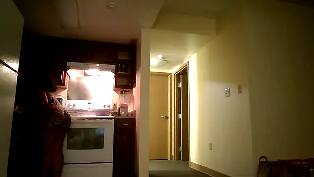 Snapshot of bellacagyal chatting on October 12, 2025, 2:43 am bellacagyal online show from October 12, 2025, 2:43 am