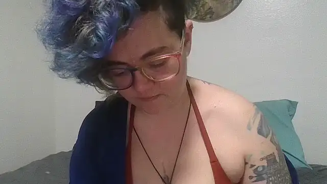 daniak90 online show from October 17, 2025, 7:27 pm