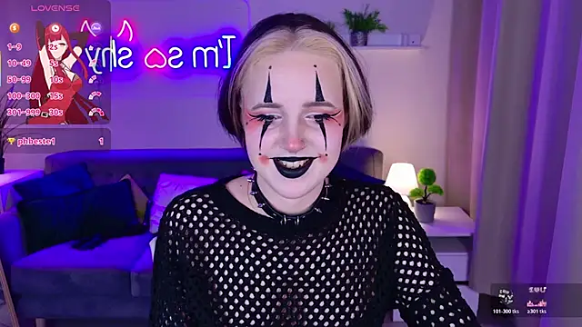 luna son online show from December 21, 2025, 9:22 pm