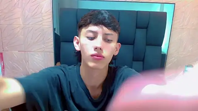 Snapshot of thaigo_twink38 chatting on November 11, 2025, 4:12 am thaigo twink38 online show from November 11, 2025, 4:12 am