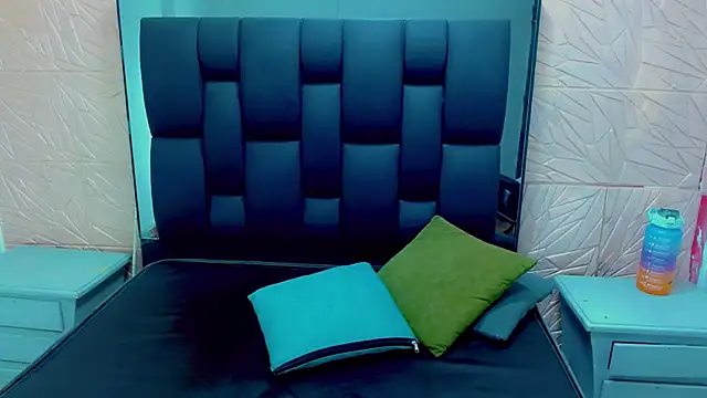 thaigo twink38 online show from November 22, 2025, 3:49 am