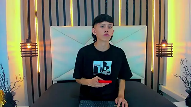 thaigo twink38 online show from March 19, 2026, 7:51 pm