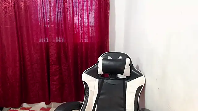 Snapshot of Teamo_kiara chatting on October 30, 2025, 1:29 am Teamo kiara online show from October 30, 2025, 1:29 am