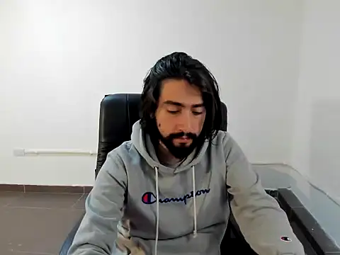 Snapshot of maximusdominus26 chatting on February 27, 2026, 2:33 am maximusdominus26 online show from February 27, 2026, 2:33 am