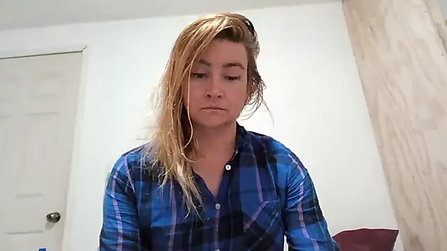 Snapshot of vagimosa chatting on October 6, 2025, 8:45 am vagimosa online show from October 6, 2025, 8:45 am