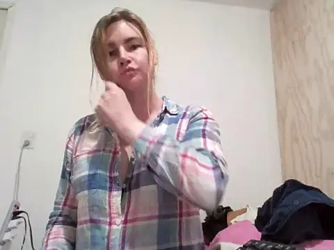 Snapshot of vagimosa chatting on November 7, 2025, 3:06 am vagimosa online show from November 7, 2025, 3:06 am