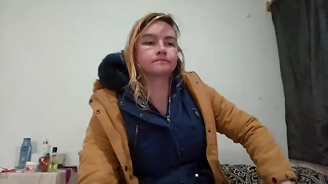 Snapshot of vagimosa chatting on November 12, 2025, 5:08 am vagimosa online show from November 12, 2025, 5:08 am