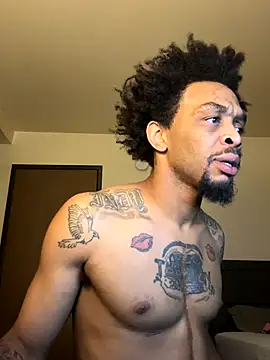 thefreakscomeoutatnight online show from November 2, 2025, 10:17 am