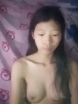 Snapshot of Khanhu_xx chatting on October 25, 2025, 6:54 am Khanhu xx online show from October 25, 2025, 6:54 am