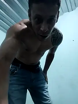 Dani156y online show from October 9, 2025, 7:28 am