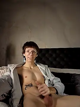 TommieHi online show from October 4, 2025, 12:25 pm