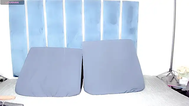 INDIANROMANCE online show from October 2, 2025, 5:25 am