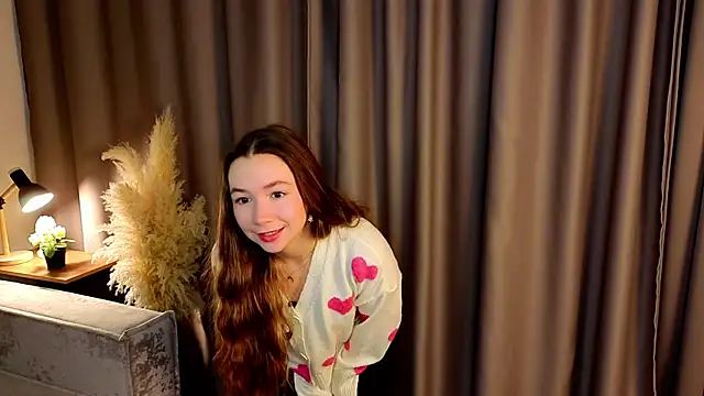 Snapshot of ReneeMartin_ chatting on September 28, 2025, 7:03 am ReneeMartin online show from September 28, 2025, 7:03 am