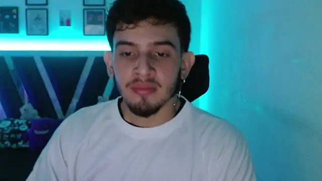 Sebasxxl12 online show from October 15, 2025, 4:40 pm