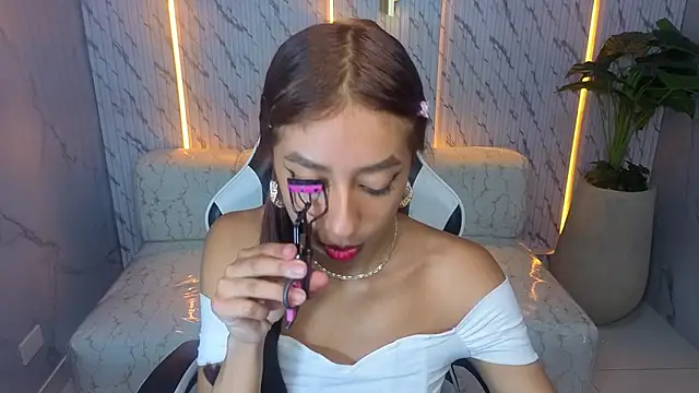 Snapshot of Terry_tx chatting on November 14, 2025, 1:10 pm Terry tx online show from November 14, 2025, 1:10 pm