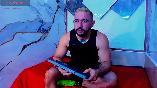 isaac franko online show from October 12, 2025, 9:47 pm