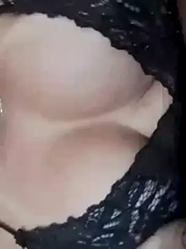 misteriosabb000 online show from November 23, 2025, 11:15 pm