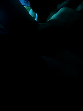 NhatlinhTG21 online show from October 29, 2025, 6:09 pm