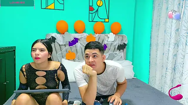 Snapshot of Laura_King chatting on October 29, 2025, 7:26 pm Laura King online show from October 29, 2025, 7:26 pm