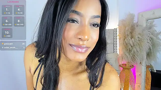 Snapshot of mia_juicy_ chatting on September 28, 2025, 8:25 pm mia juicy online show from September 28, 2025, 8:25 pm