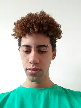 The boy good online show from November 5, 2025, 5:13 pm