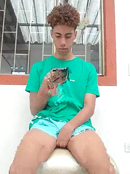 The boy good online show from November 16, 2025, 4:12 pm