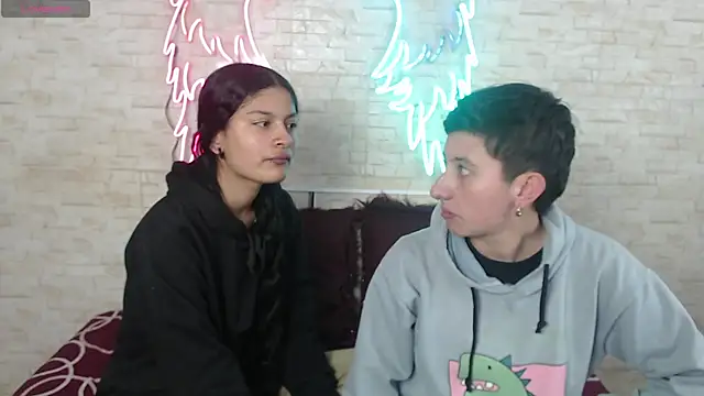 Gaby and Mei online show from October 21, 2025, 3:29 am