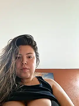 Snapshot of Onyourminddd_sweetheart chatting on September 28, 2025, 12:05 am Onyourminddd sweetheart online show from September 28, 2025, 12:05 am