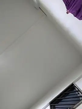 Snapshot of henry9933 chatting on October 29, 2025, 12:18 pm henry9933 online show from October 29, 2025, 12:18 pm