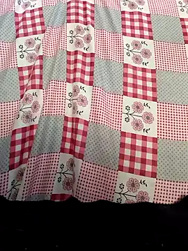 Snapshot of Your_seema_208 chatting on October 5, 2025, 3:38 am Your seema 208 online show from October 5, 2025, 3:38 am