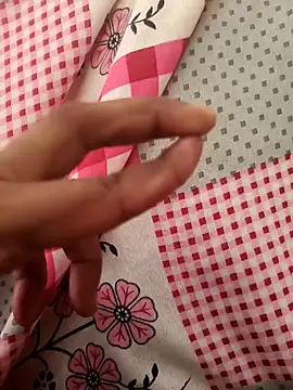 Snapshot of Your_seema_208 chatting on October 15, 2025, 7:19 am Your seema 208 online show from October 15, 2025, 7:19 am