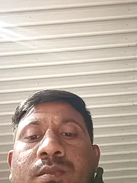 SlipperyRebound0 online show from December 15, 2025, 3:05 pm