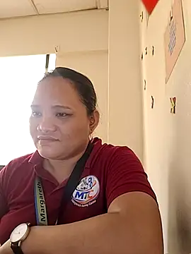 NestleGirl22 online show from April 14, 2026, 9:15 am