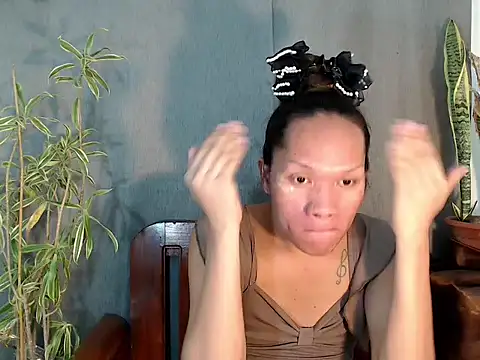 amandareddragon online show from March 9, 2026, 12:42 pm