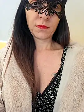 SonoSoloTua online show from November 25, 2025, 9:42 am