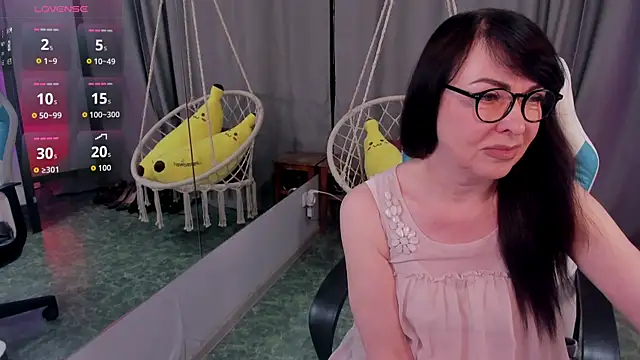 LindaRomero online show from January 10, 2026, 10:17 am