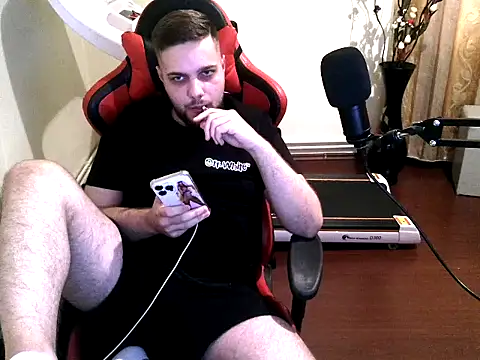 KingAdonisss online show from September 30, 2025, 3:28 pm