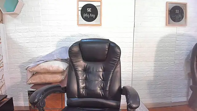 Eily Blunts online show from October 29, 2025, 1:02 pm