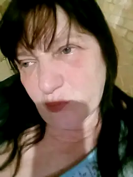 Snapshot of Apeesynka55211 chatting on February 7, 2026, 8:23 pm Apeesynka55211 online show from February 7, 2026, 8:23 pm