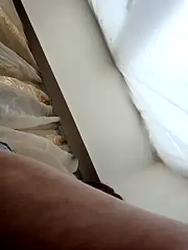 Snapshot of Apeesynka55211 chatting on February 21, 2026, 9:21 am Apeesynka55211 online show from February 21, 2026, 9:21 am