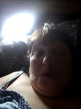 Snapshot of Apeesynka55211 chatting on March 1, 2026, 10:01 pm Apeesynka55211 online show from March 1, 2026, 10:01 pm