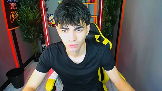 Snapshot of JaremyHarris chatting on October 9, 2025, 4:49 pm JaremyHarris online show from October 9, 2025, 4:49 pm